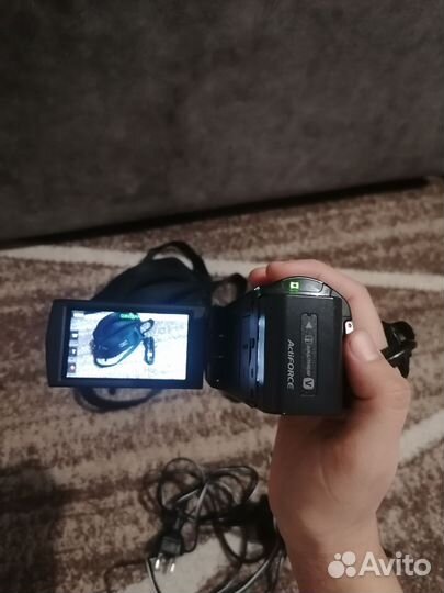Видеокамера Sony HDR-CX130E