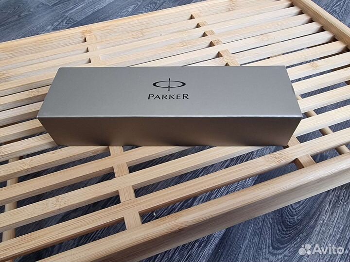 Шариковая ручка parker