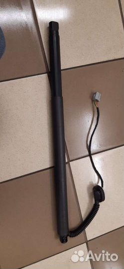 Электропривод багажника Cadillac Escalade