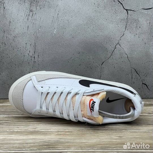 Кроссовки женские и мужские Nike Blazer Low