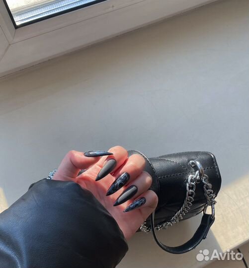 Маникюр наращивание ногтей