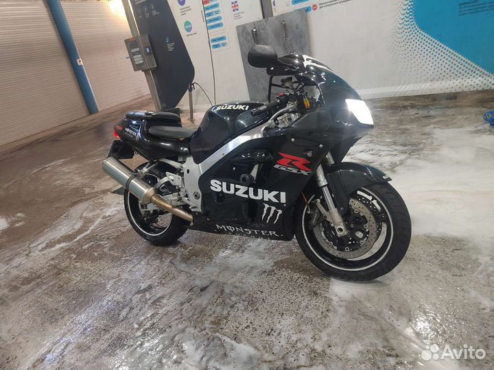 Suzuki gsx-r 750