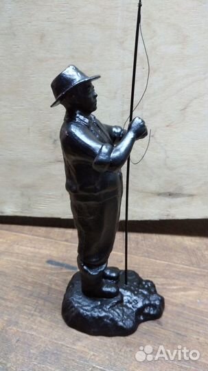 Рыбак. Чугун. СССР, Куса, 1974