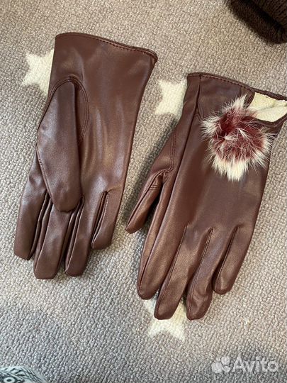 Варежки и перчатки женские