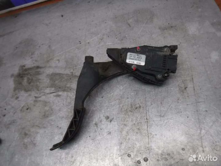 Педаль газа Volkswagen Golf 4 AHF 1999