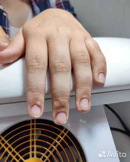 Шеллак и маникюр