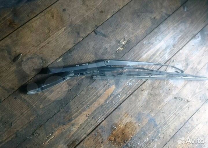 Поводок стеклоочистителя Saab 9-3 2 2005