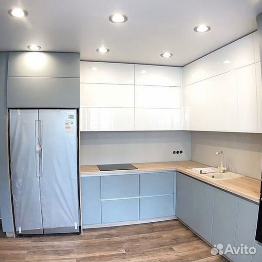 Кухня под потолок на заказ