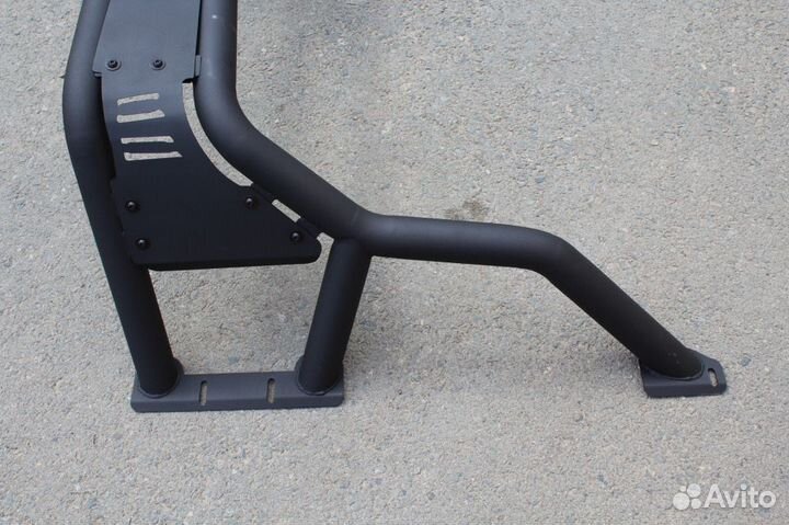 Toyota Hilux 15 + Защитная дуга в кузов TRD Z5OL6