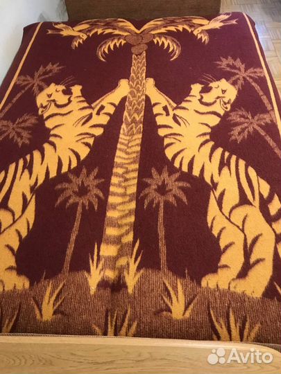 Одеяло шерстяное