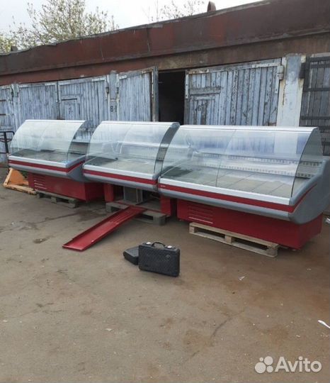 Холодильная витрина