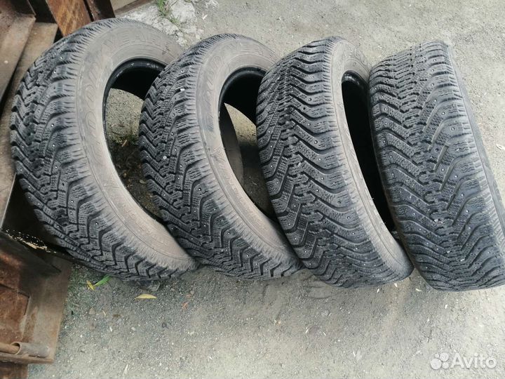 Goodyear UltraGrip 500 185/65 R15