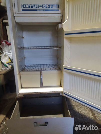 Холодильник бу
