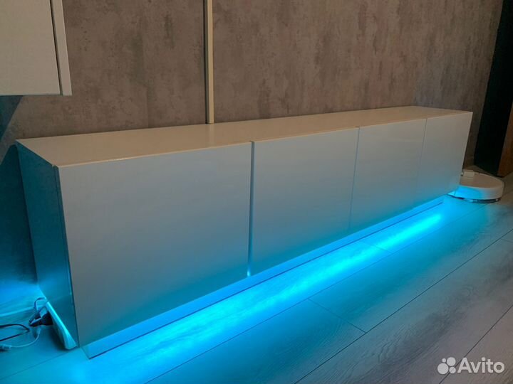 Тумба под телевизор