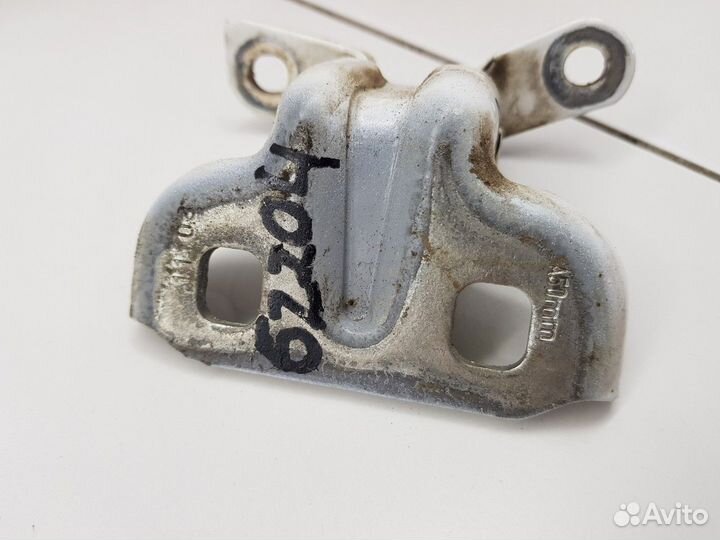 Петля двери задняя левая верхняя (Opel Astra)