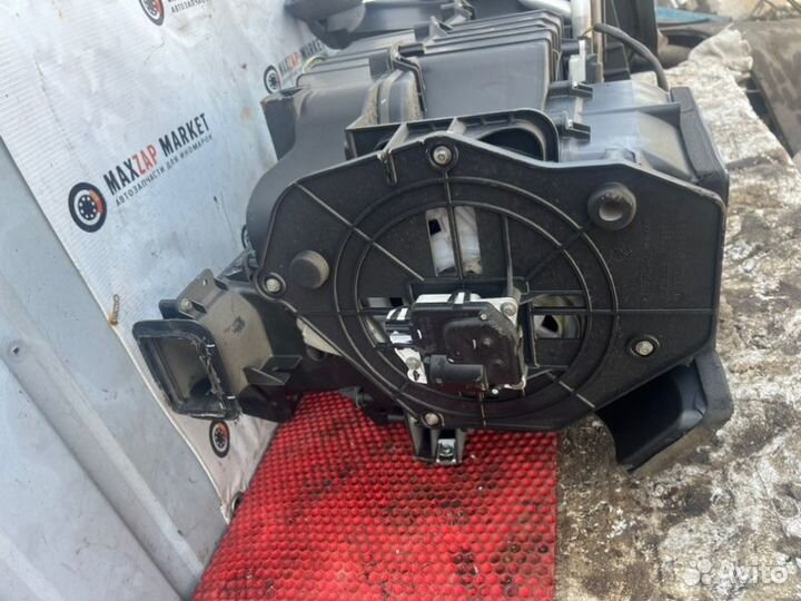 Корпус печки Nissan Navara 2.5 DIZ 2008