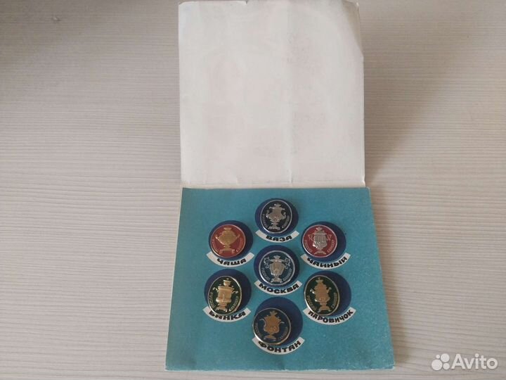 Наборы значков СССР Русские самовары