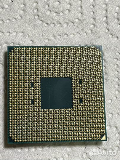 Продам процессор AMD Ryzen 7 3800X