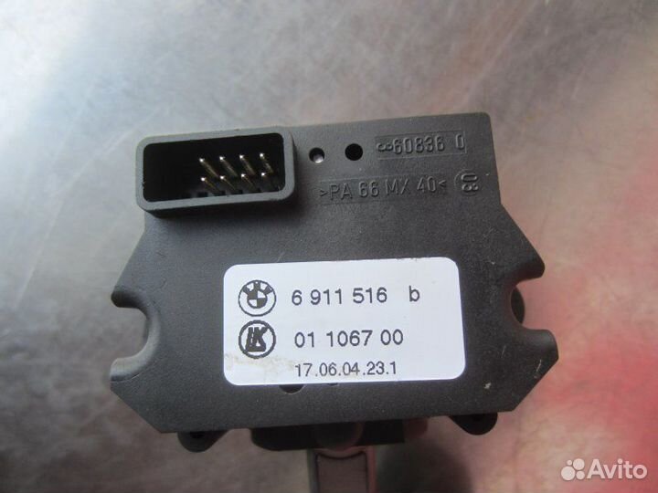 Подрулевой переключатель поворотов левый Bmw