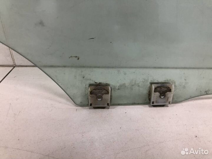 Стекло двери передней правой Mazda 3 BK 2002-2009