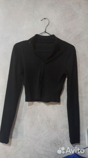 Лонгслив с разрезами