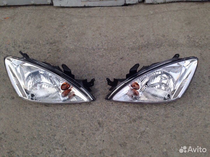 Новая фара Mitsubishi Lancer IX