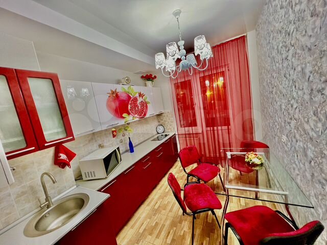 2-к. квартира, 72 м², 3/16 эт.