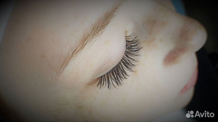 Наращивание ресничек