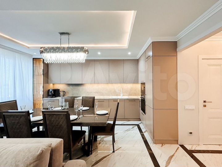 3-к. квартира, 80 м², 14/24 эт.