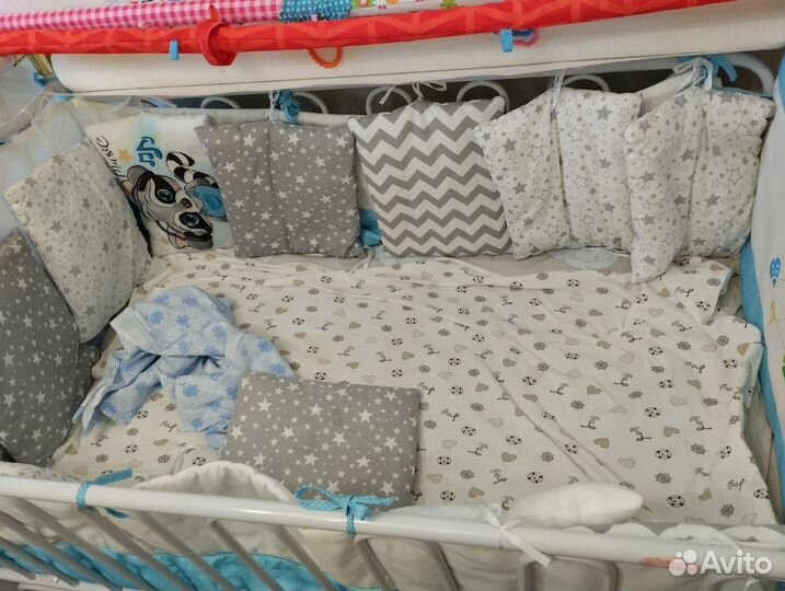 Детская кроватка