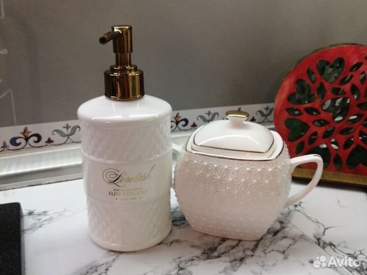 Мыло с дозатором парфюмированное