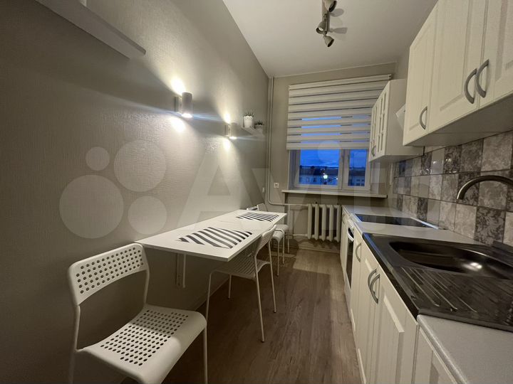 2-к. квартира, 64 м², 3/4 эт.