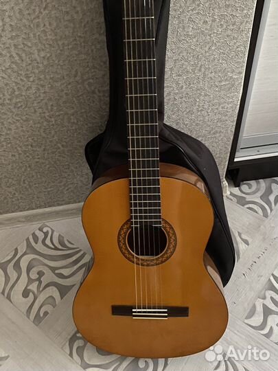 Гитара yamaha c40