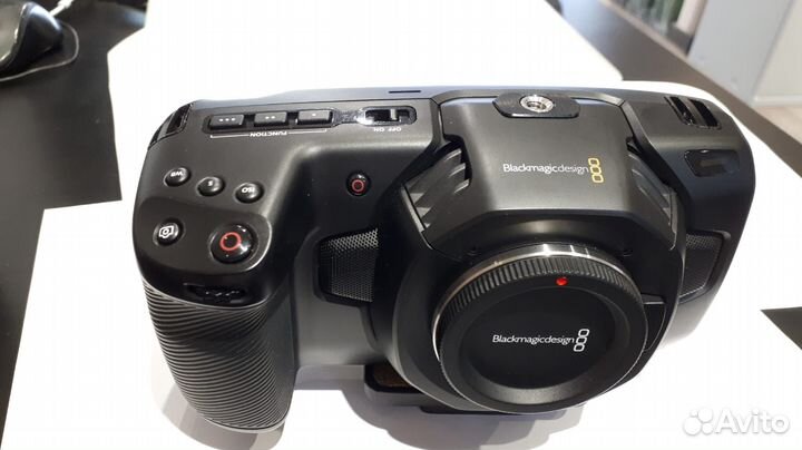 Blackmagic Pocket Cinema Camera 4K (вmpсc4K)