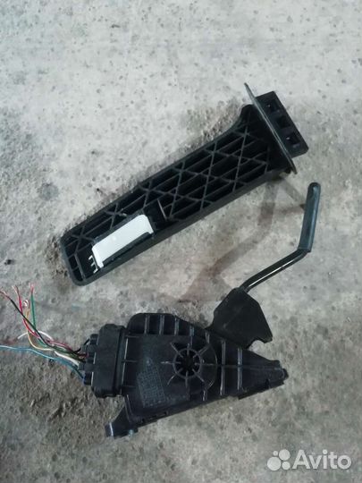 Педаль газа lexus gs gws191 3uz