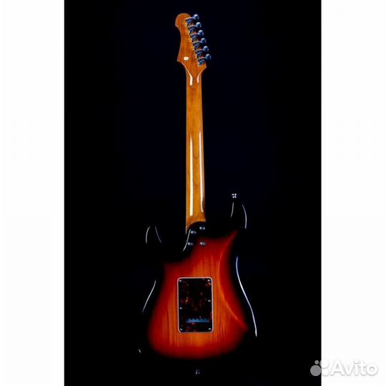 Электрогитара (аксессуар в подарок)