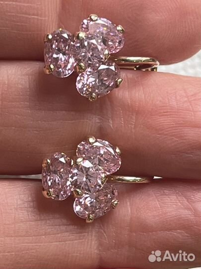 Золотые серьги