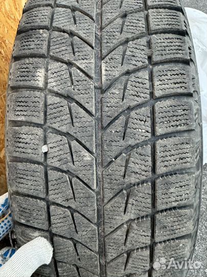 Bridgestone Blizzak Nordic WN-01 215/65 R16