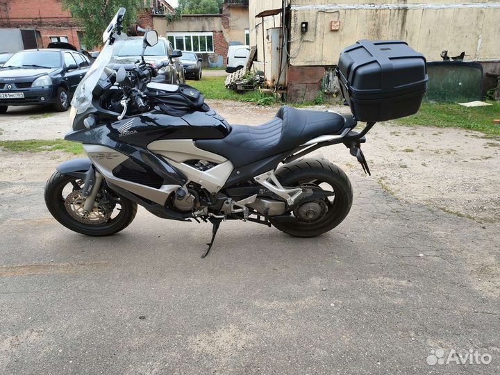 Honda VFR800X Crossrunner