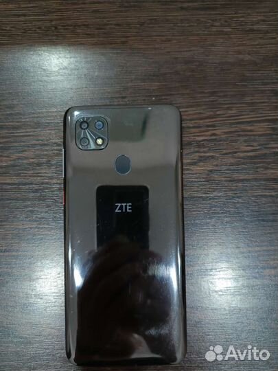 Смартфон ZTE Blade 20 Smart