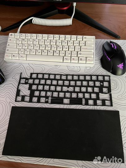 Шумопоглощающий материал для клавиатуры