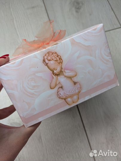 Статуэтка фарфор