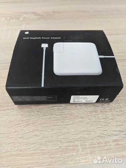 Apple 85W MagSafe Power Adaptor