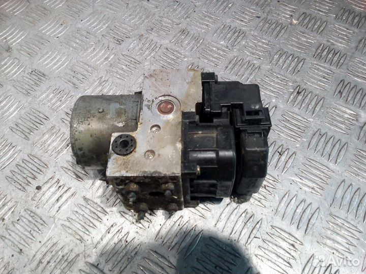 Блок ABS Nissan Terrano JR50 2003 476600X801