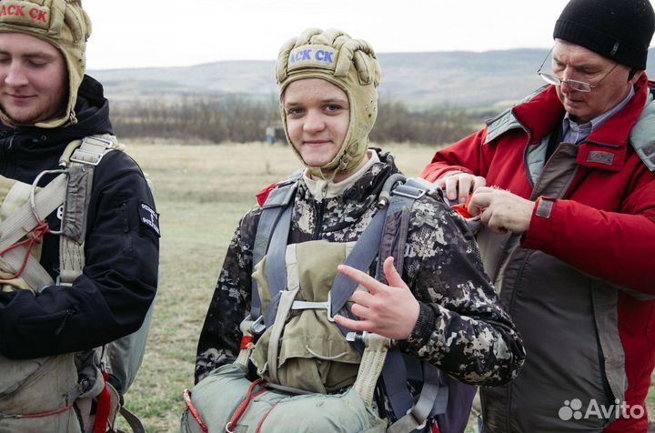 Самостоятельный прыжок с парашютом