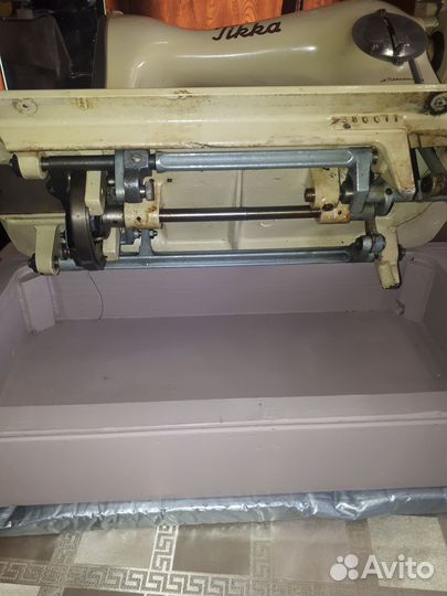 Швейная машинка ручная