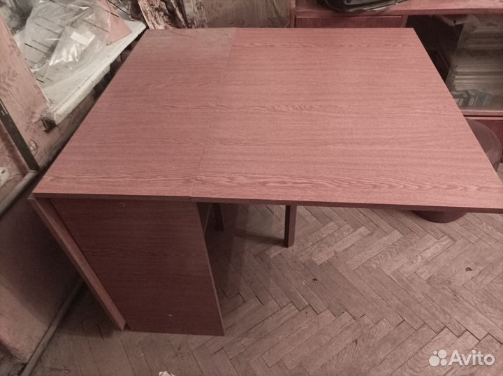 Мебель старая