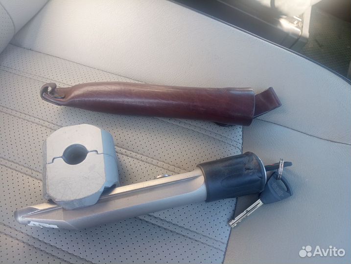 Блокиратор рулевого вала гарант