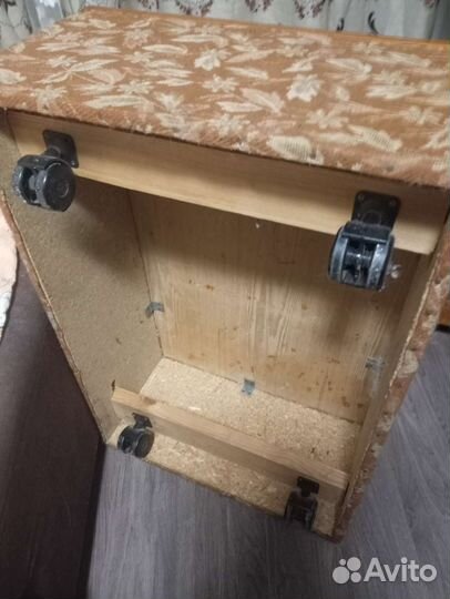 Тумба под телевизор