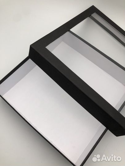 Квадратная коробка для клубники в шоколаде